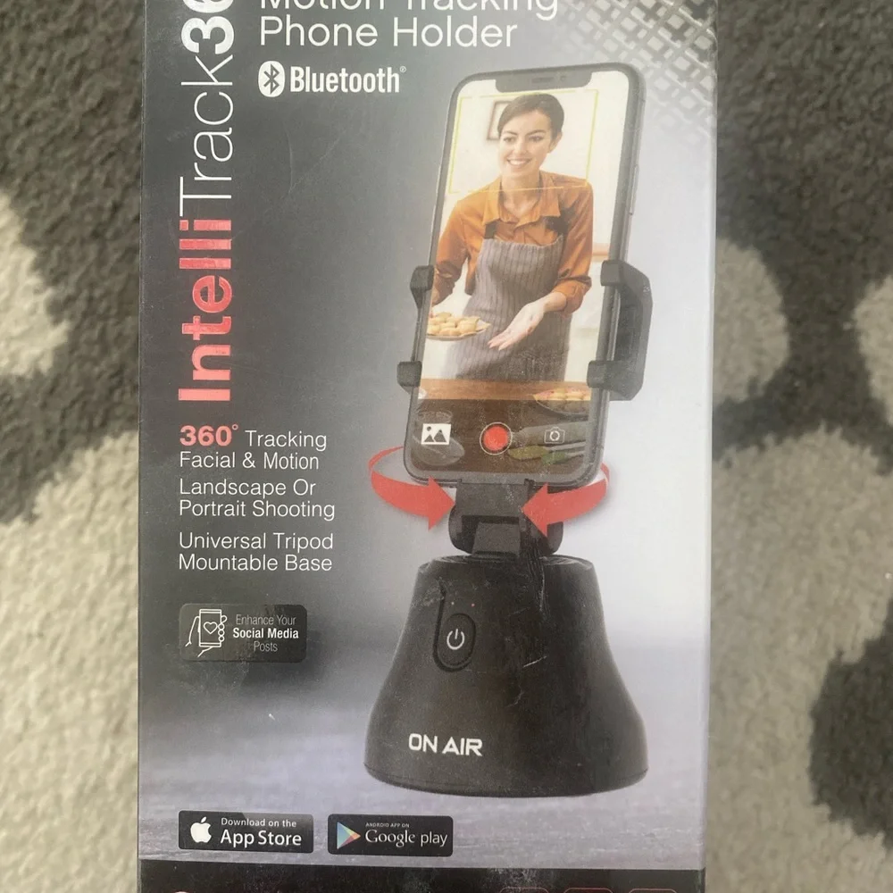 NWT IntelliTrack360 Motion Tracking Phone Holder - Black
